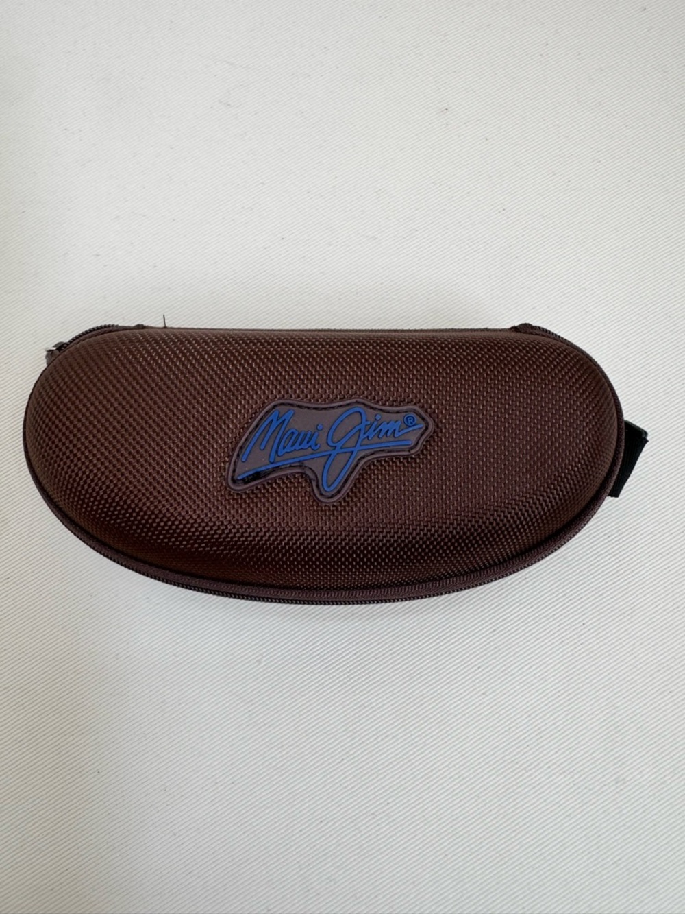 Maui Jim Brown Hard Shell Sunglasses Case with Cleaning Cloth